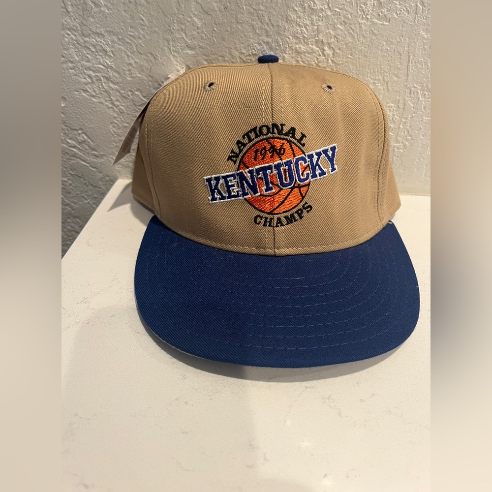 NWT Vintage 1996 Kentucky National Champs pro line Hat